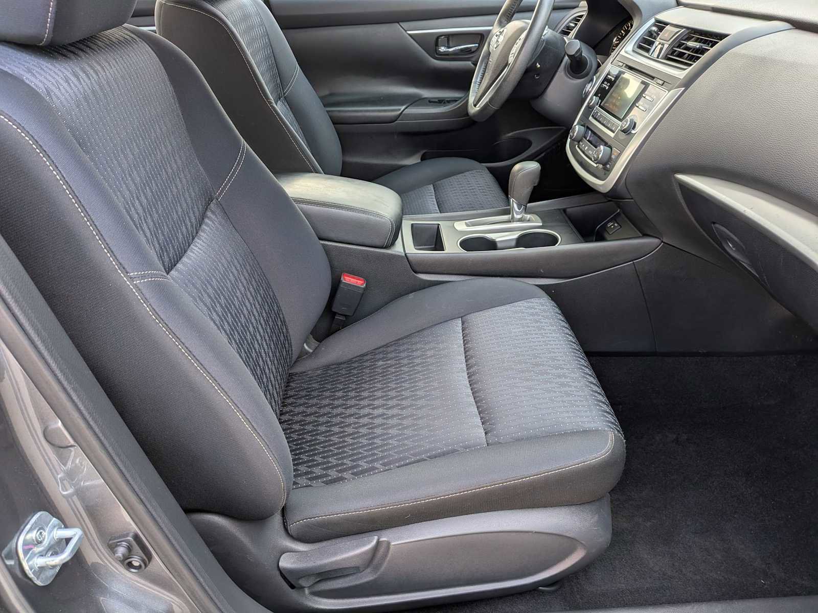 Used 2016 Nissan Altima 2.5 SV FWD image 20