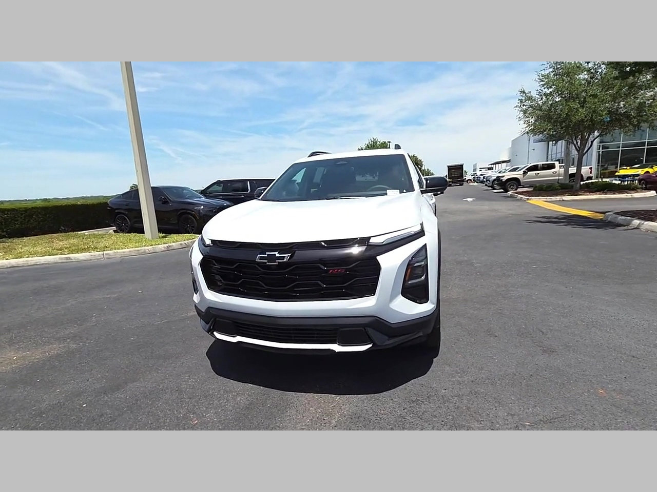 New 2026 Chevrolet Equinox RS w/ Convenience Package III FWD image 22