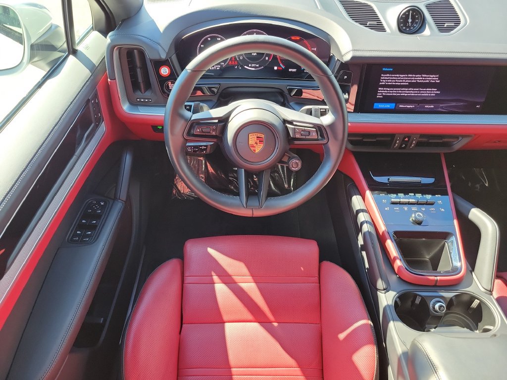 Certified 2026 Porsche Cayenne Coupe AWD/4WD image 21
