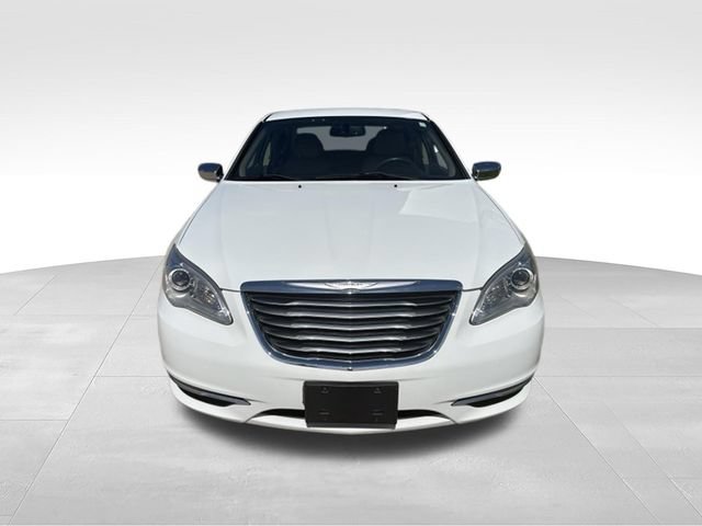 Used 2014 Chrysler 200 Limited w/ Sun/Sound Group FWD image 8
