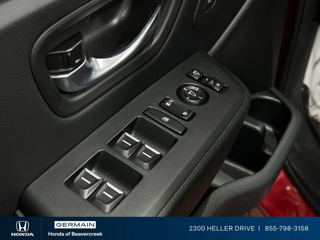 Certified 2025 Honda Pilot Black Edition image 18