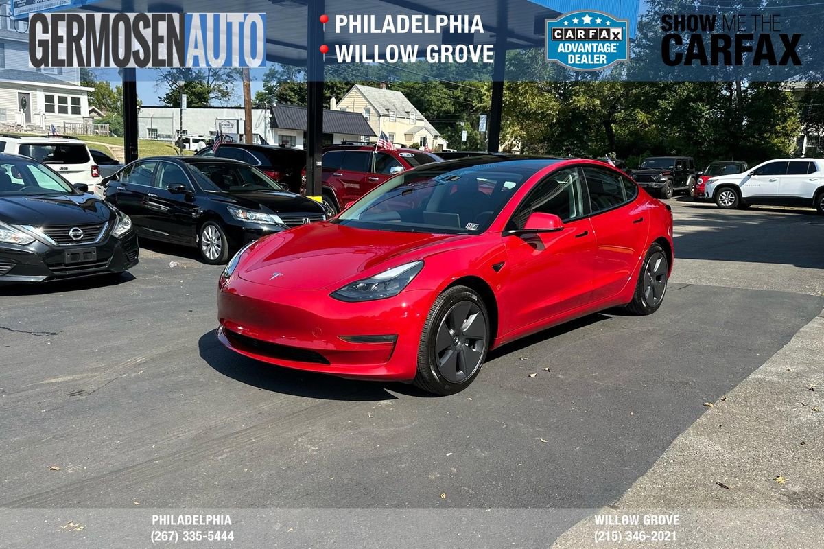 Used 2022 Tesla Model 3 image 1
