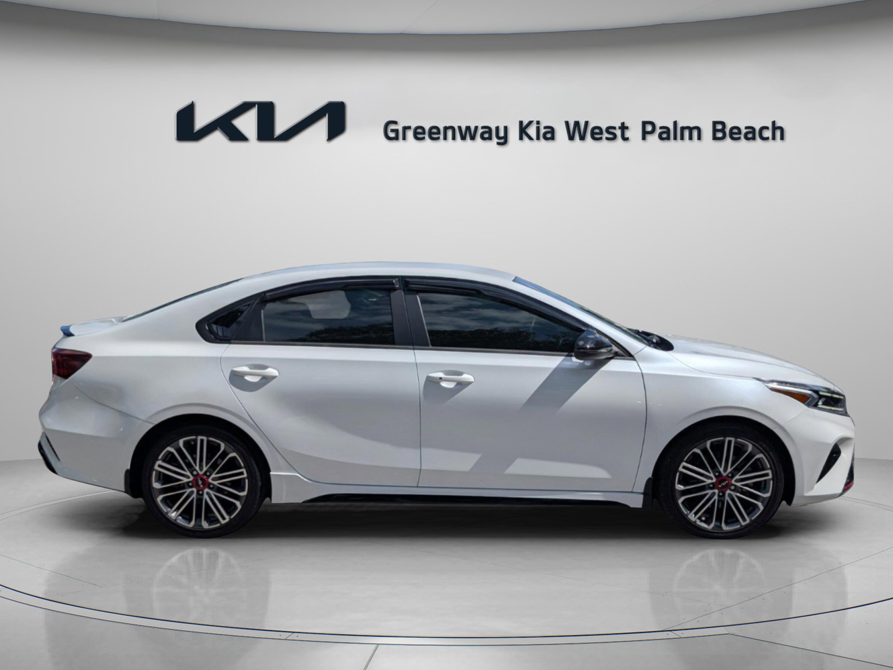 Used 2024 Kia Forte GT FWD image 8
