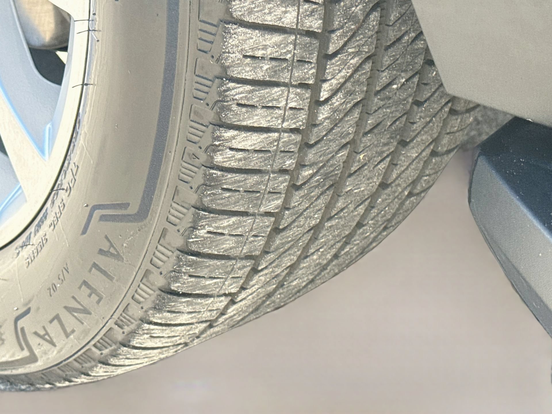 Used 2024 Cadillac Escalade Luxury AWD/4WD image 44
