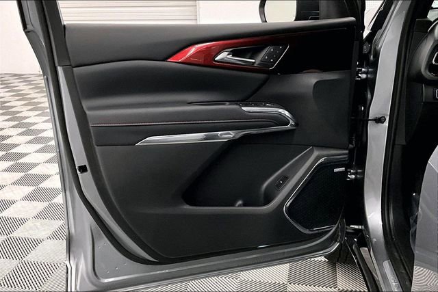 Used 2026 Chevrolet Traverse RS image 21