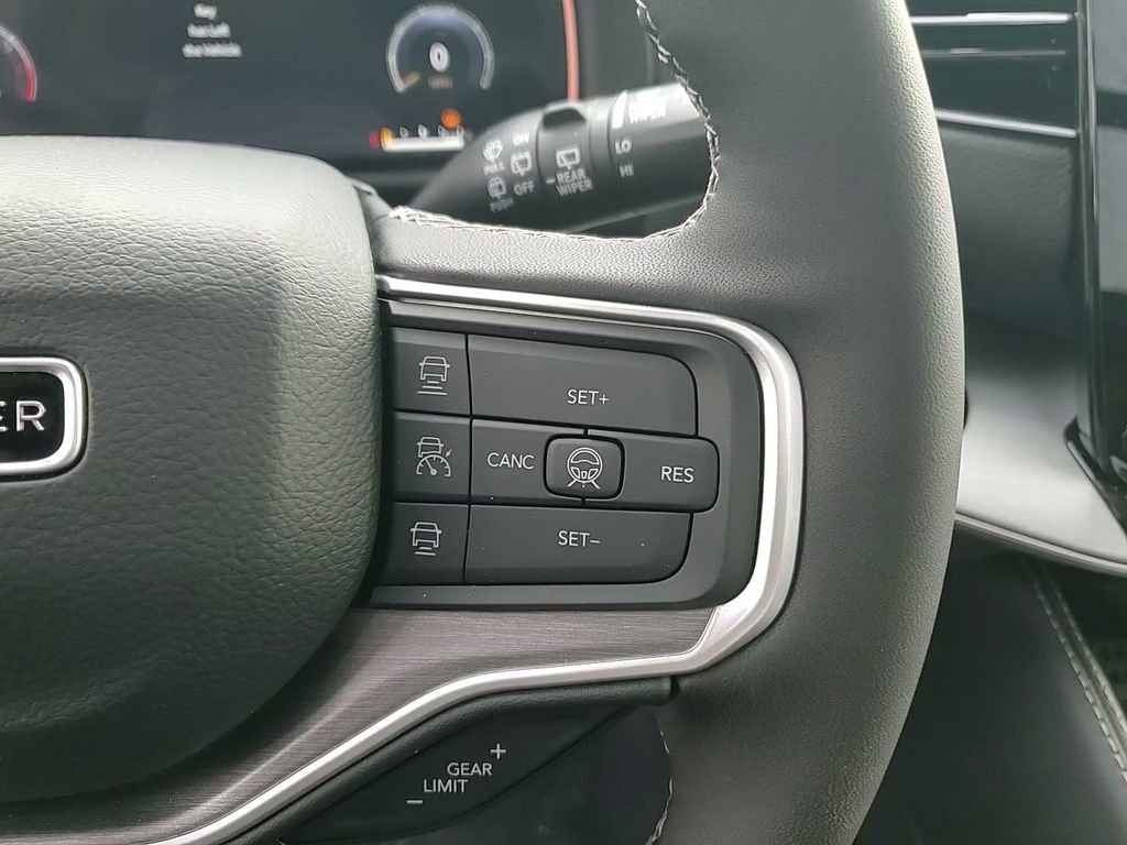 New 2026 Jeep Grand Wagoneer Limited w/ Premium Group II image 31