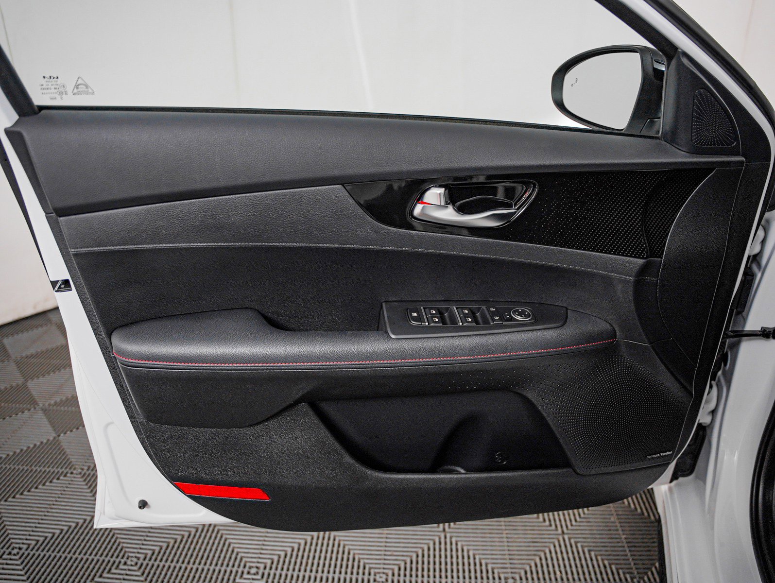 Used 2023 Kia Forte GT w/ GT2 Package FWD image 22
