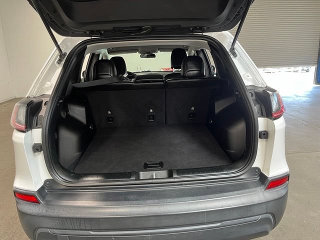 Used 2019 Jeep Cherokee Latitude Plus FWD image 16
