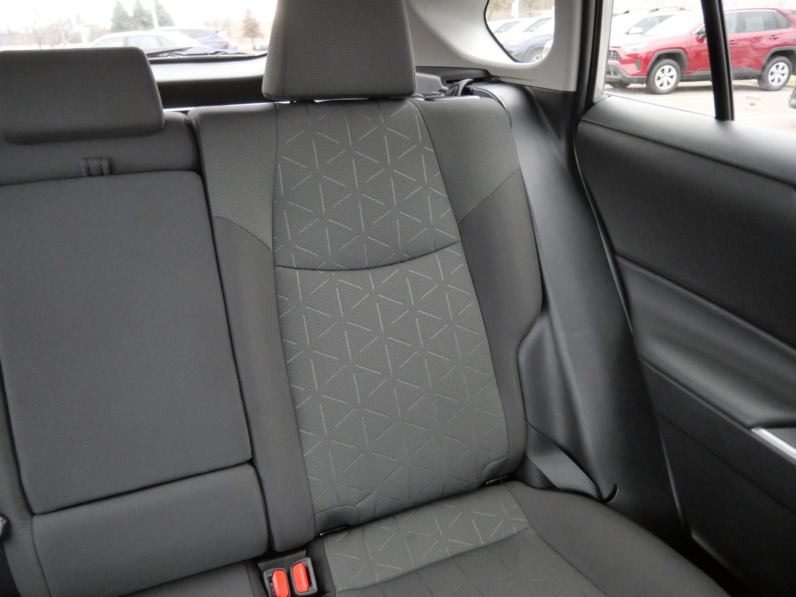 Certified 2022 Toyota RAV4 XLE w/ Convenience Package image 15