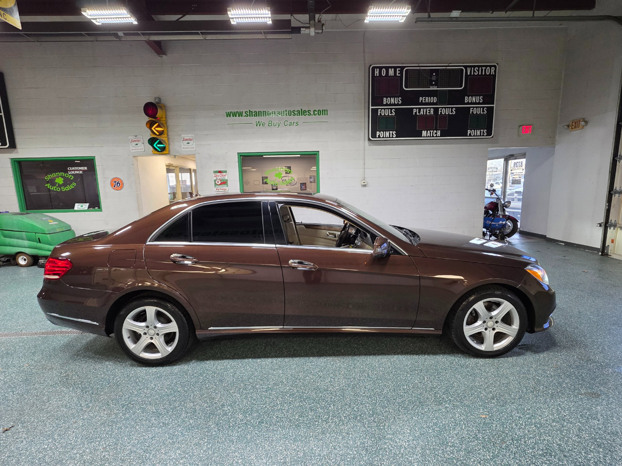Used 2016 Mercedes-Benz E 350 4dr Sdn E 350 Sport RWD image 5