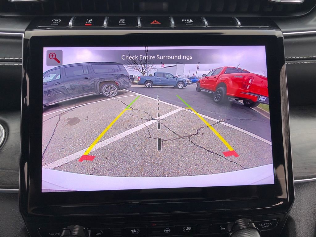 Certified 2022 Jeep Grand Cherokee L Overland w/ Luxury Tech Group IV image 35