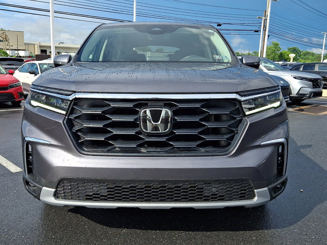 Certified 2025 Honda Pilot EX-L image 3
