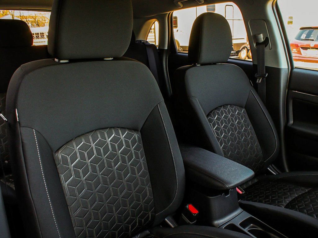 New 2025 Mitsubishi Outlander Sport ES AWD/4WD image 39