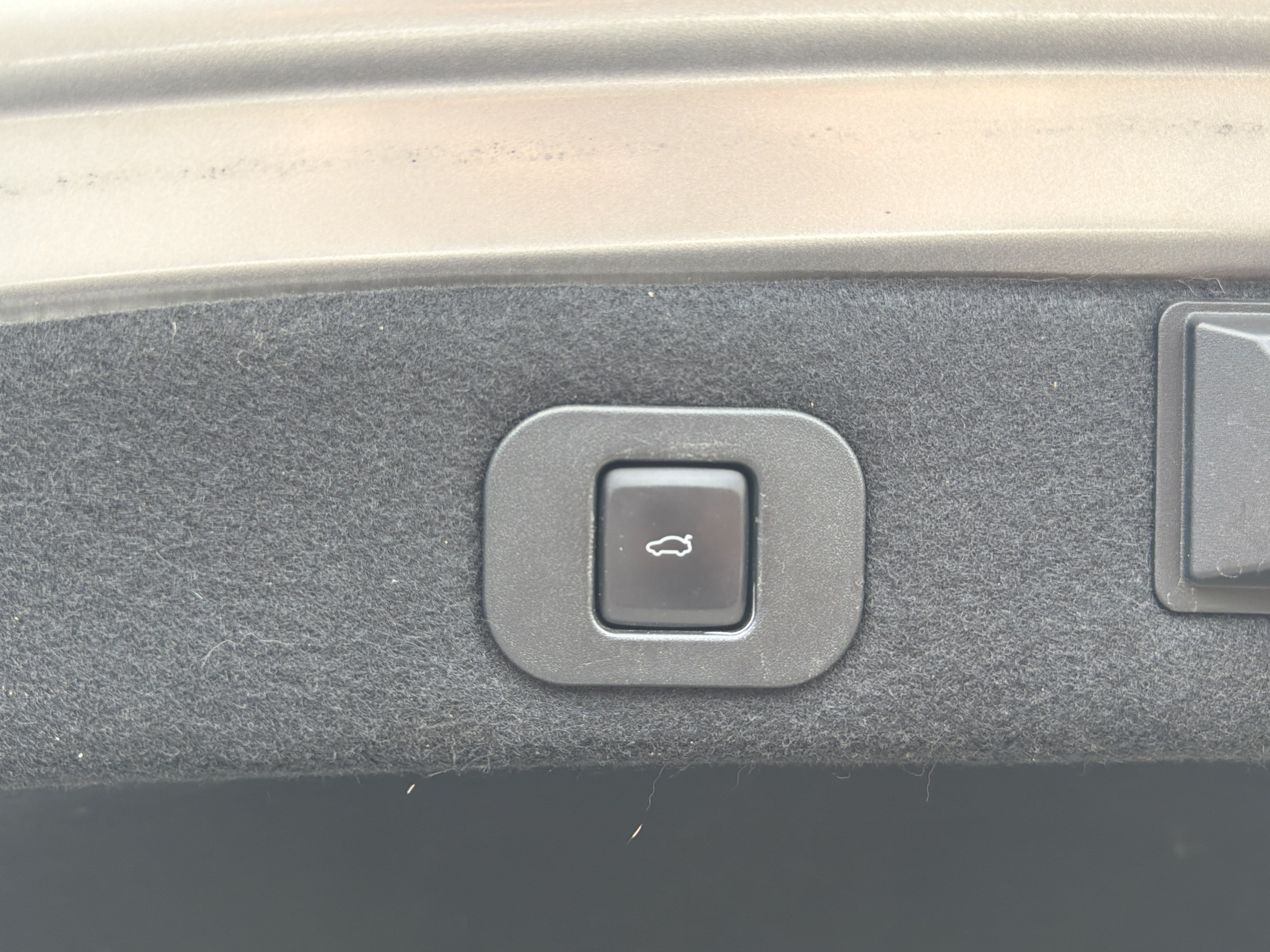 Used 2019 Lincoln Continental Select FWD image 54