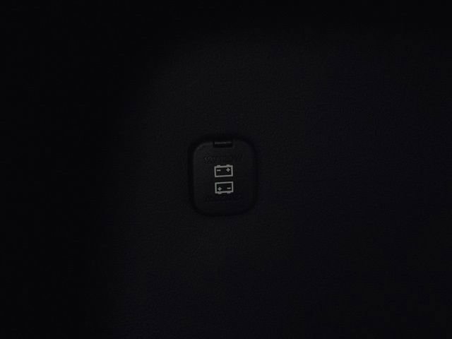 Used 2025 MAZDA CX-50 AWD 2.5 S w/ Premium Package image 12