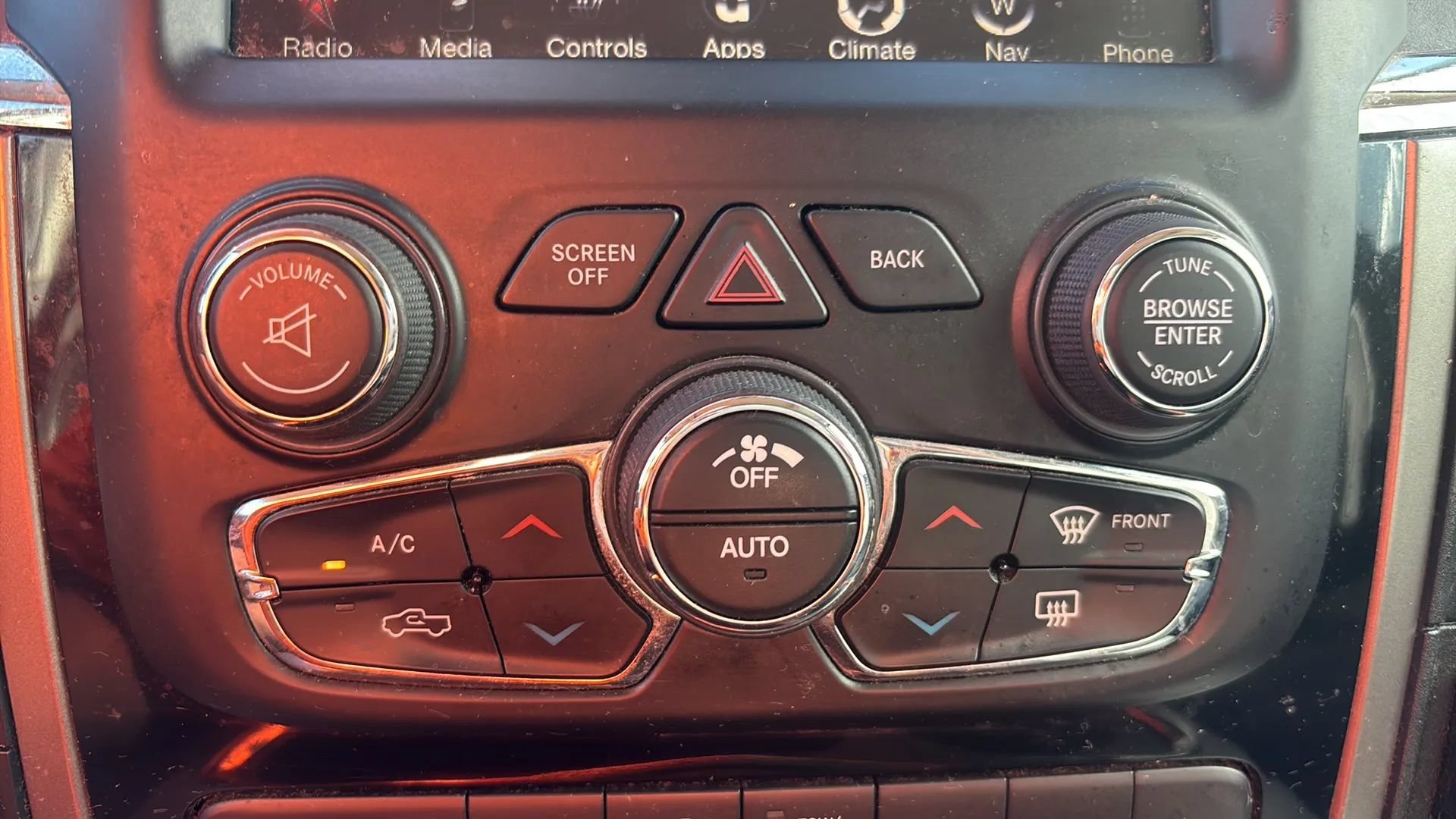 Used 2016 RAM 1500 Sport w/ Black Ram 1500 Sport Group AWD/4WD image 22