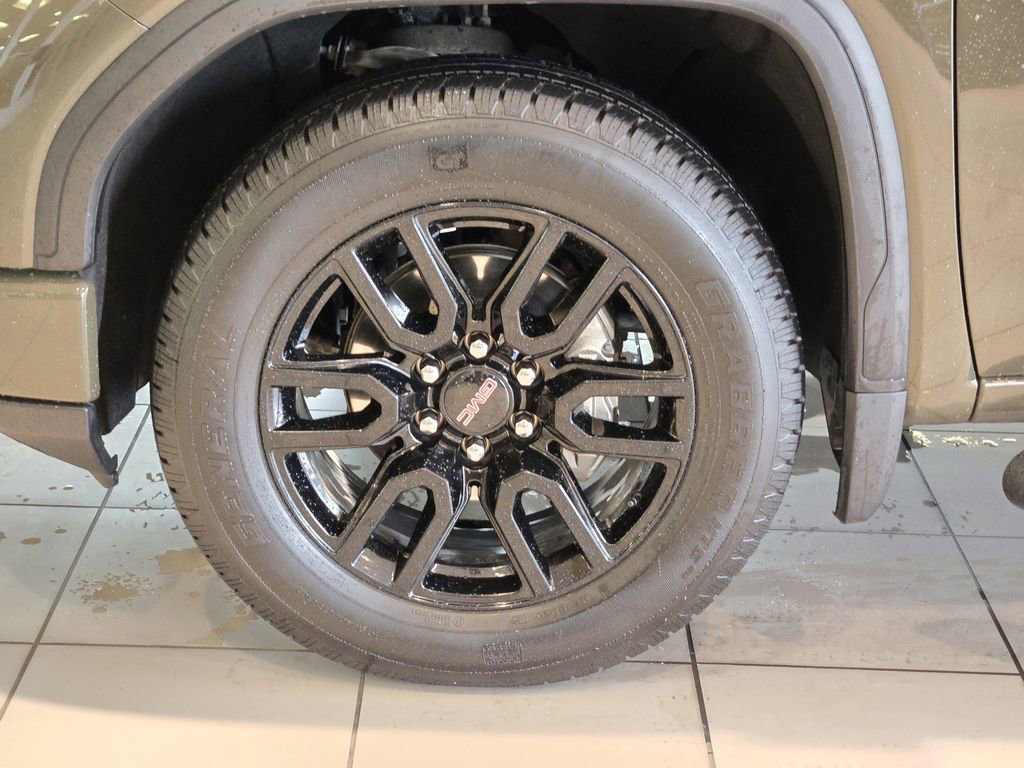 Used 2023 GMC Sierra 1500 Elevation RWD image 10