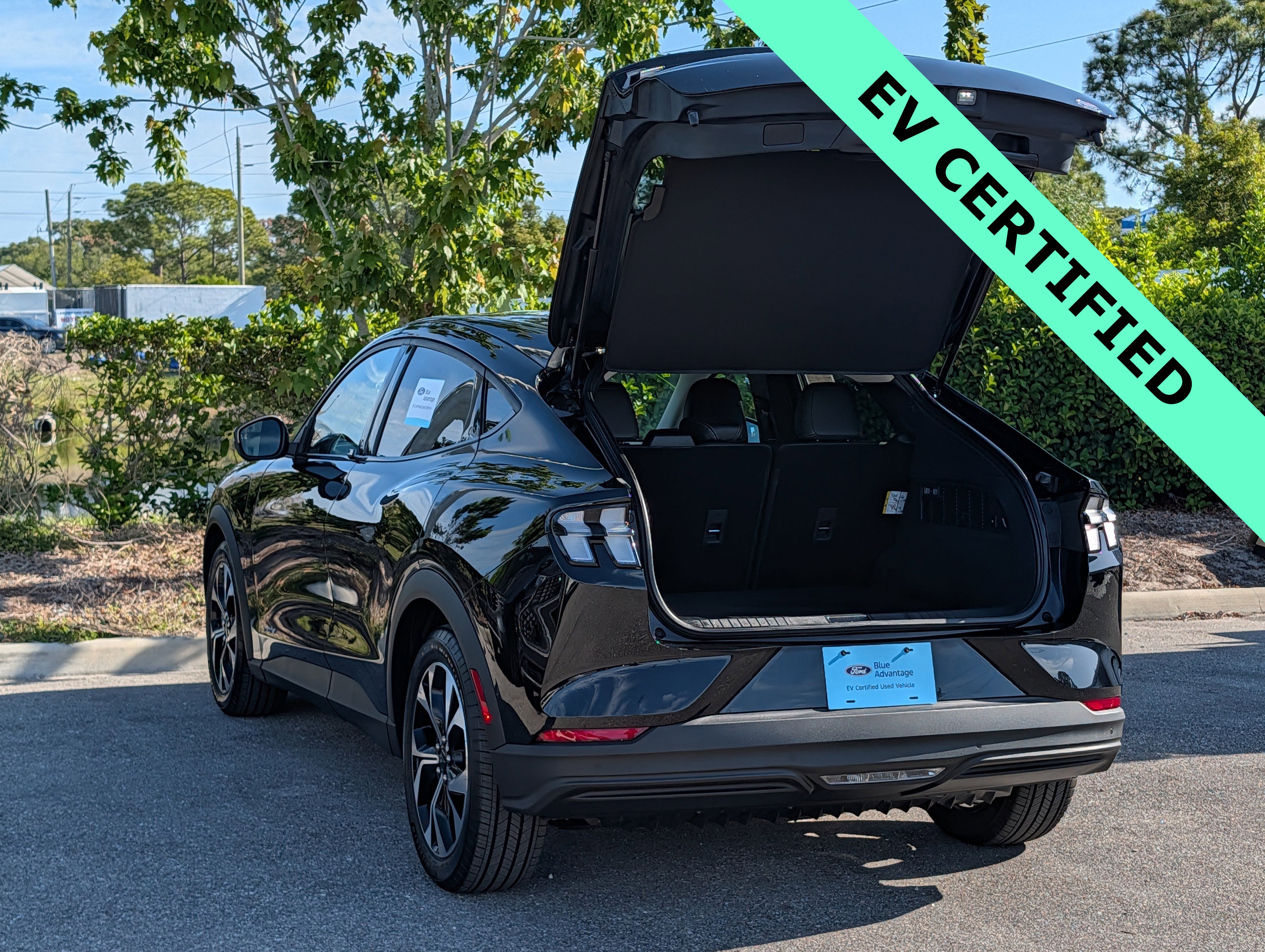 Certified 2025 Ford Mustang Mach-E Select RWD image 13