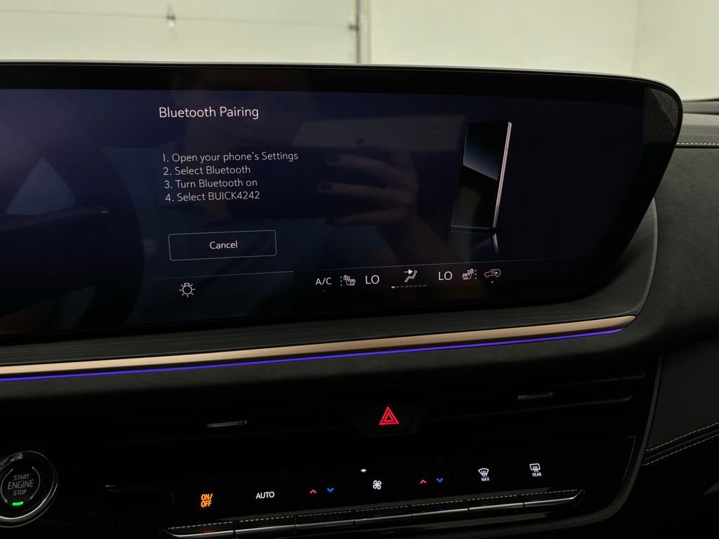 New 2025 Buick Envision Sport Touring image 4