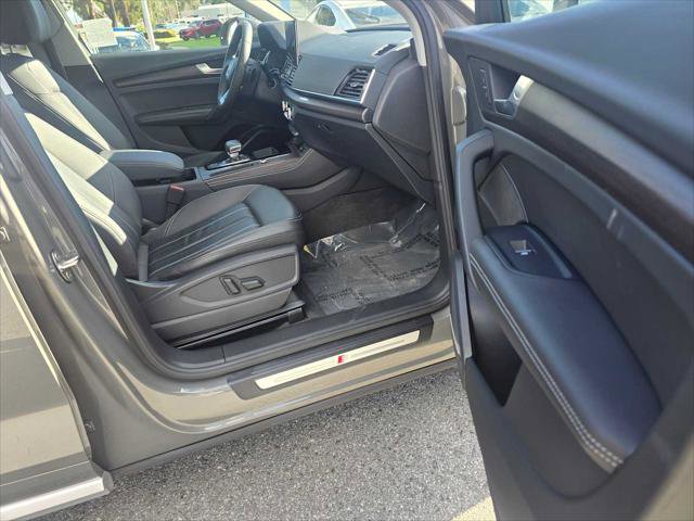 Used 2023 Audi Q5 2.0T Premium Plus w/ Premium Plus Package image 10