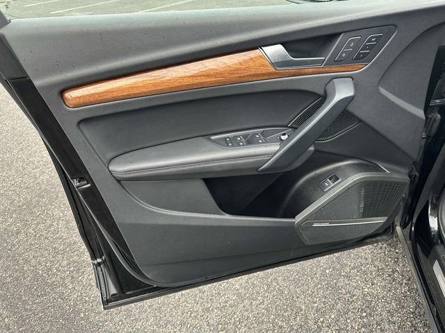 Used 2023 Audi Q5 2.0T Premium Plus w/ Premium Plus Package image 20