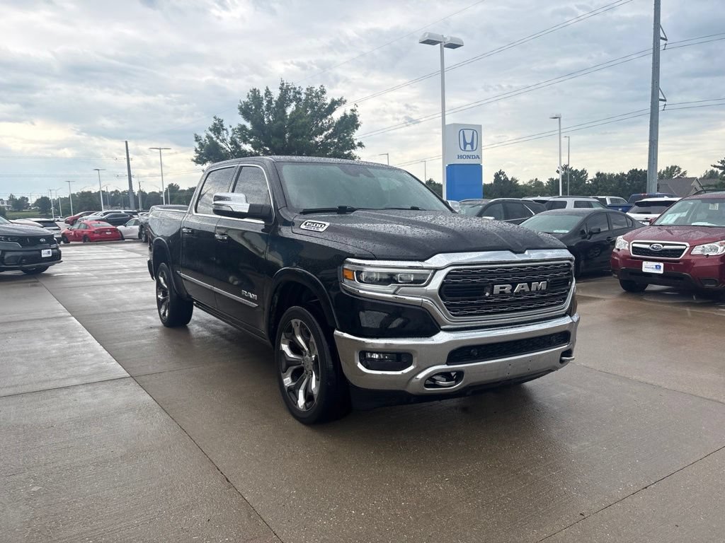 Used 2019 RAM 1500 Limited AWD/4WD image 3