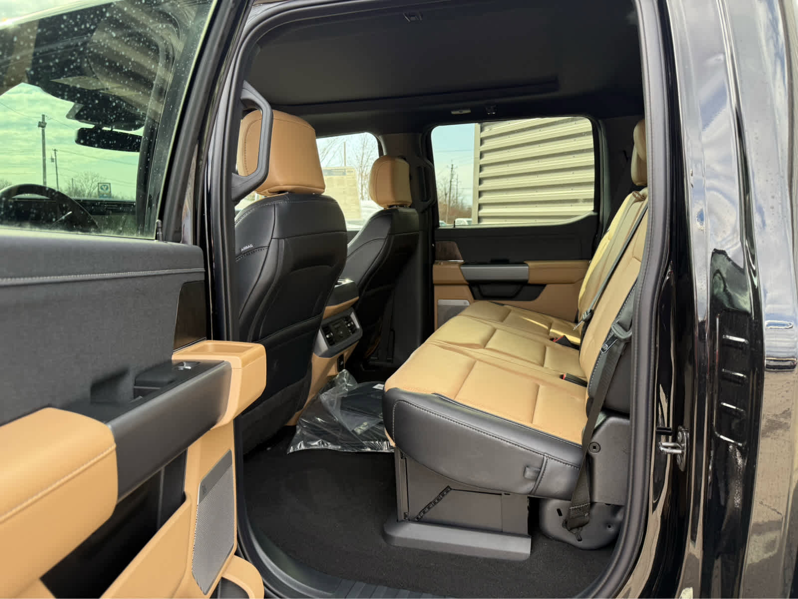 New 2025 Ford F350 Lariat w/ Chrome Package image 22