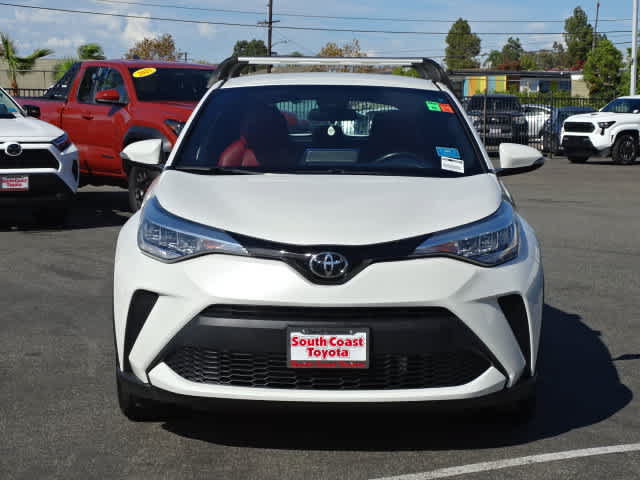 Certified 2021 Toyota C-HR XLE FWD image 3