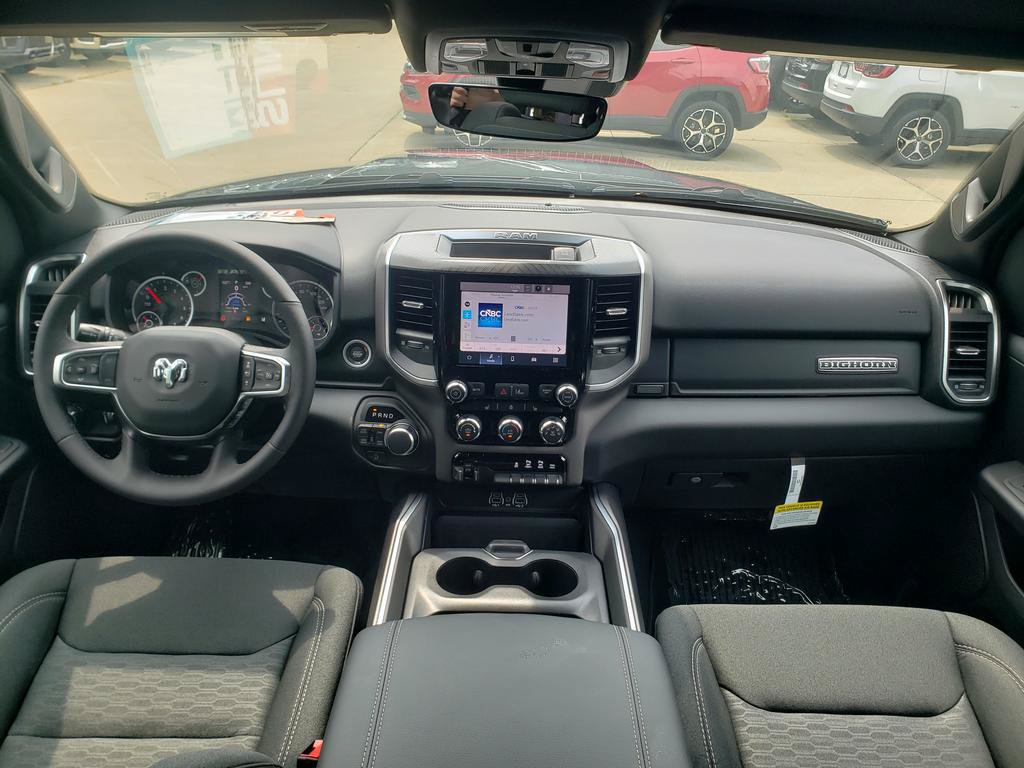 New 2026 RAM 1500 Big Horn w/ Night Edition AWD/4WD image 8