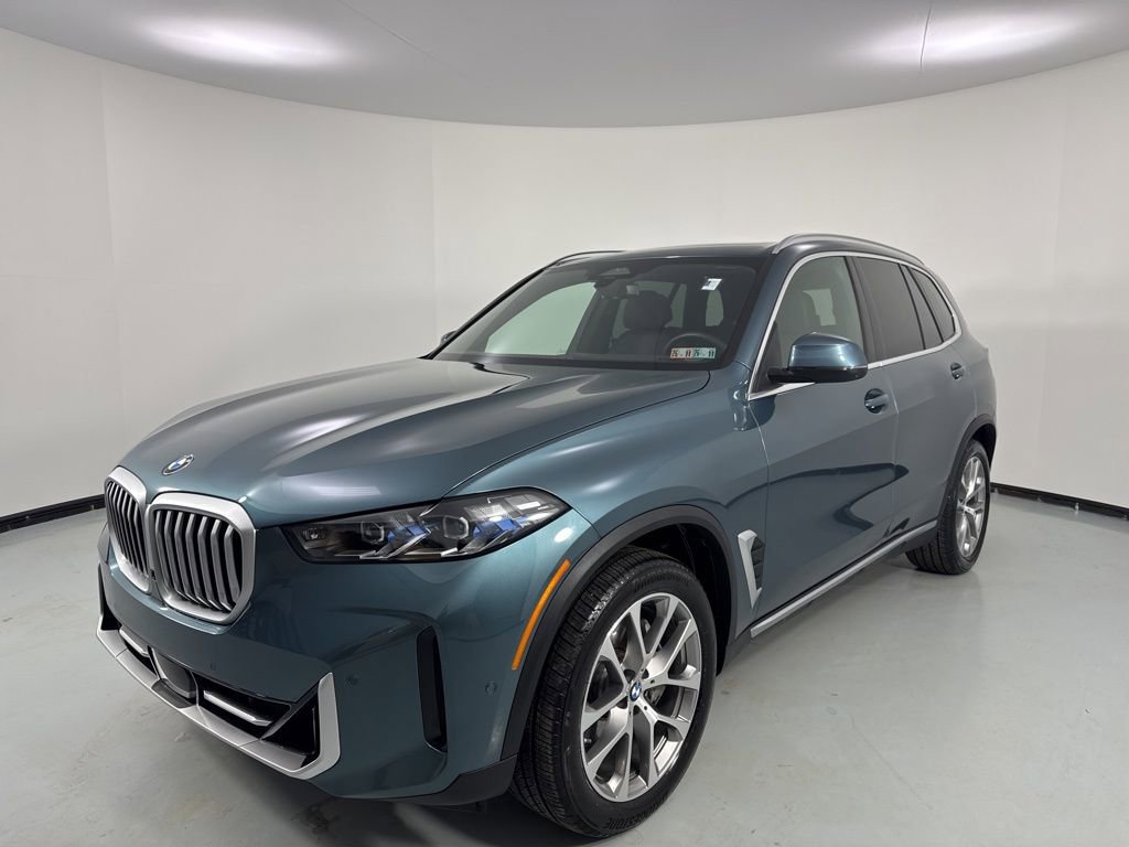 Certified 2025 BMW X5 xDrive40i w/ Climate Comfort Package image 3