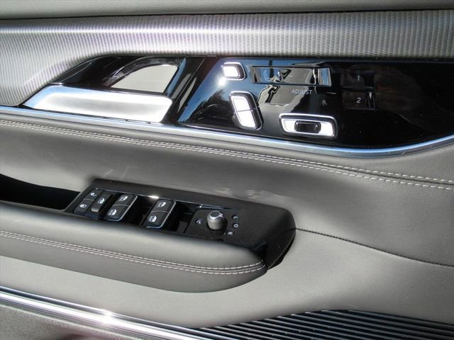 New 2026 Jeep Grand Wagoneer Summit w/ Rear Seat Video Group I image 21