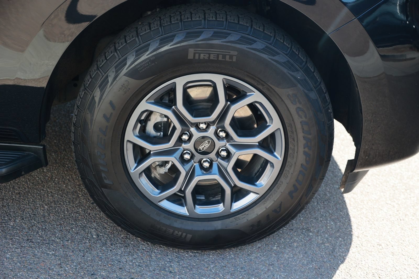 Used 2025 Ford Expedition Max Active AWD/4WD image 10