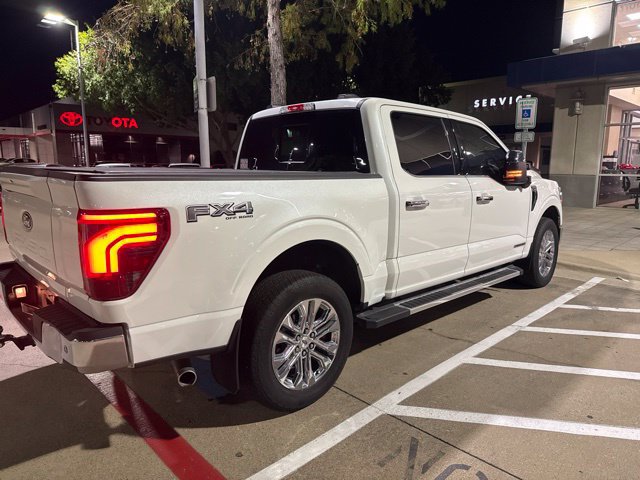 Used 2025 Ford F150 Lariat w/ Equipment Group 501A Mid AWD/4WD image 4