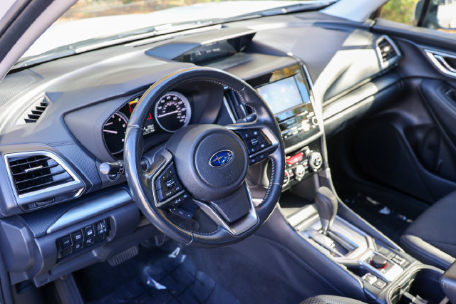 Certified 2023 Subaru Forester Premium AWD/4WD image 33