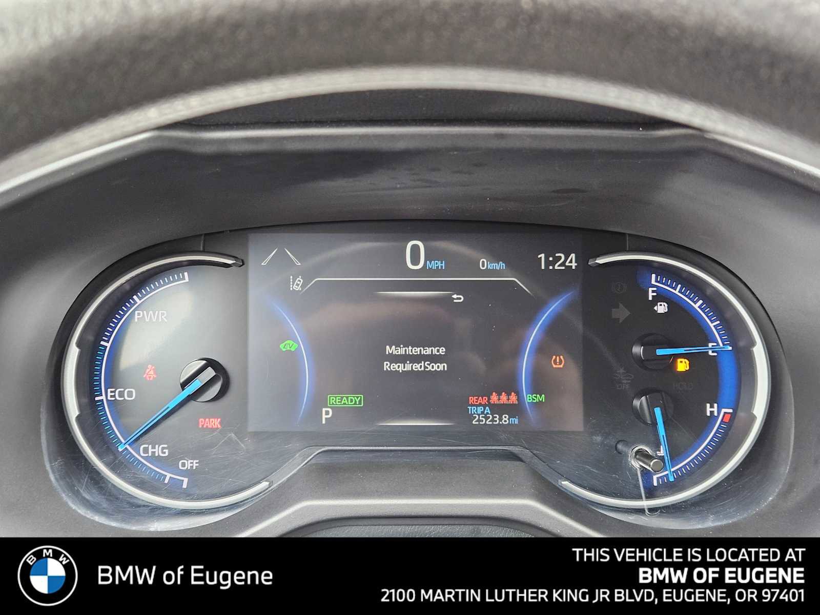 Used 2024 Toyota RAV4 LE AWD/4WD image 27