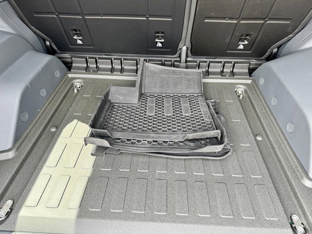 Used 2024 INEOS Grenadier image 22