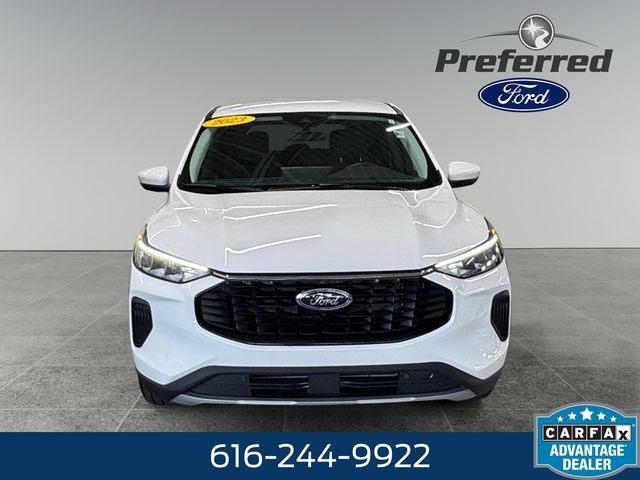 Used 2023 Ford Escape Active w/ Tech Pack #2 AWD/4WD image 11