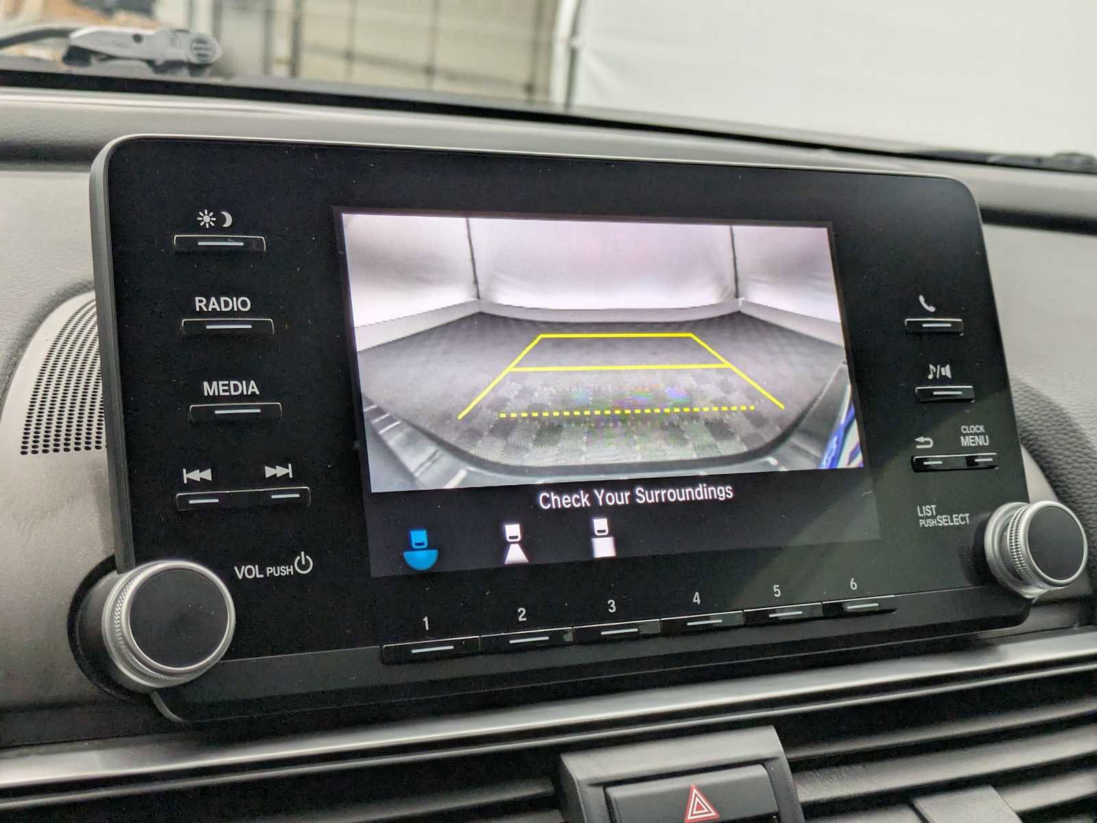 Used 2018 Honda Accord LX image 28