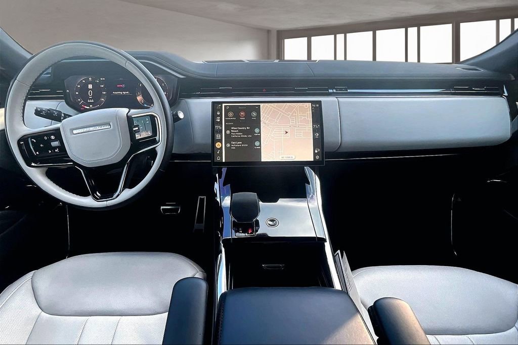 Used 2024 Land Rover Range Rover Sport Dynamic SE image 15