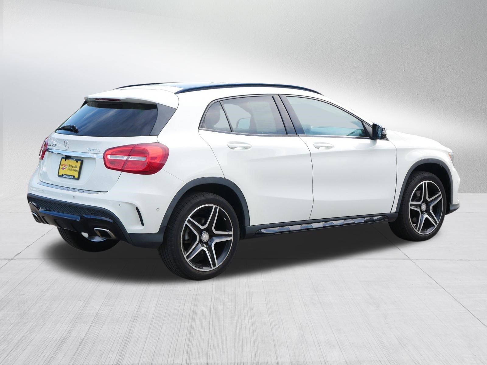 Used 2017 Mercedes-Benz GLA 250 4MATIC image 7