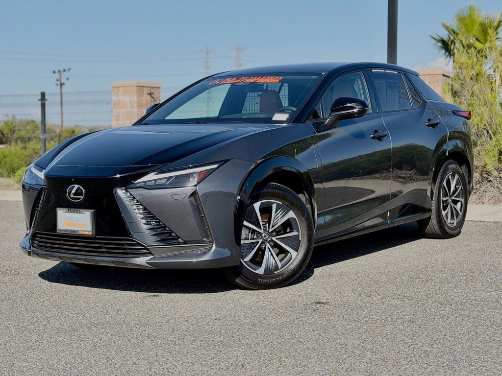 Used 2024 Lexus RZ 300e Premium w/ Technology Package FWD image 2
