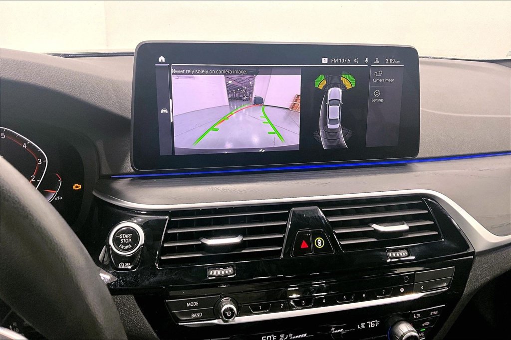 Used 2023 BMW 530i xDrive AWD/4WD image 22
