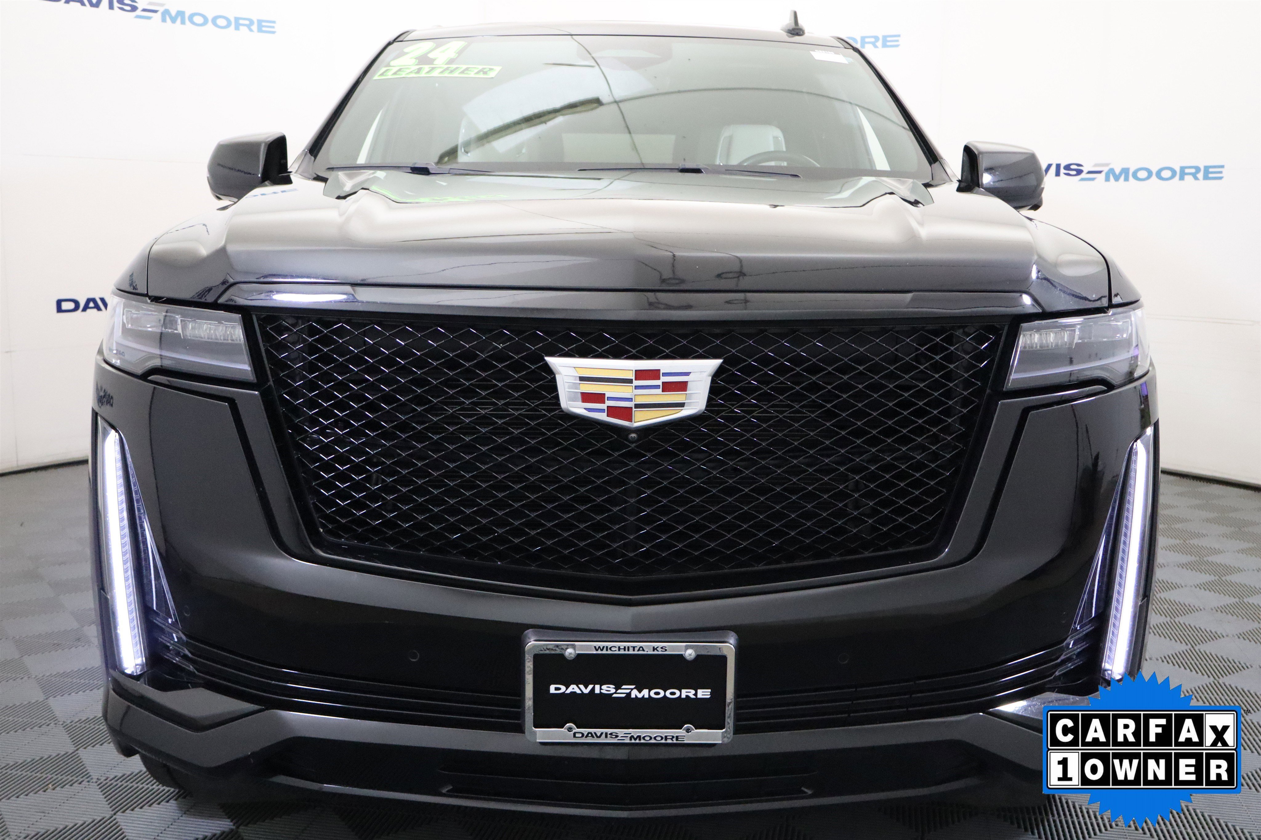 Used 2024 Cadillac Escalade Sport image 13