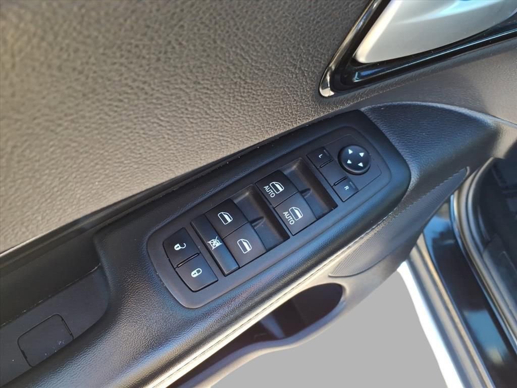 Used 2024 Dodge Durango SXT image 13