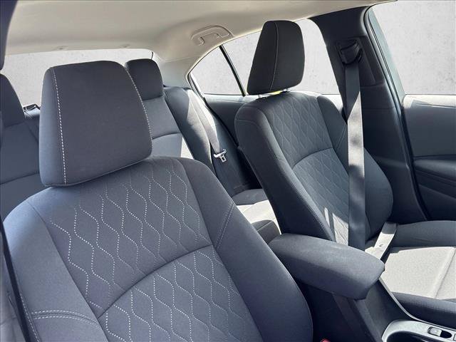 Certified 2025 Toyota Corolla LE FWD image 28