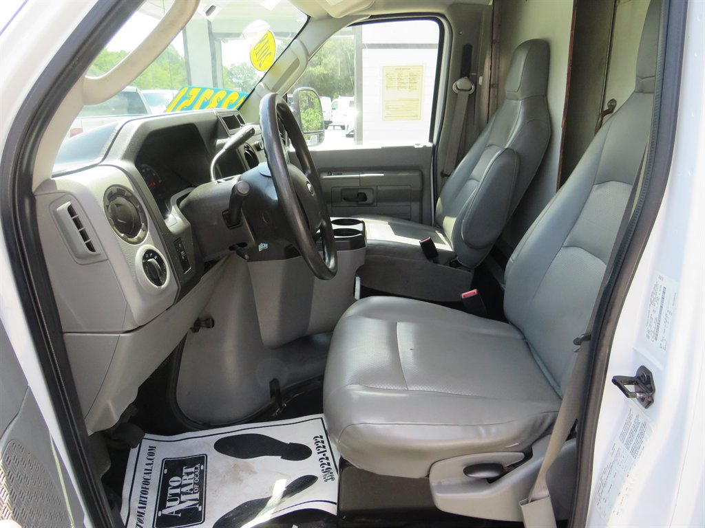 Used 2018 Ford E-350 and Econoline 350 Super Duty w/ Power Windows & Locks Group RWD image 4
