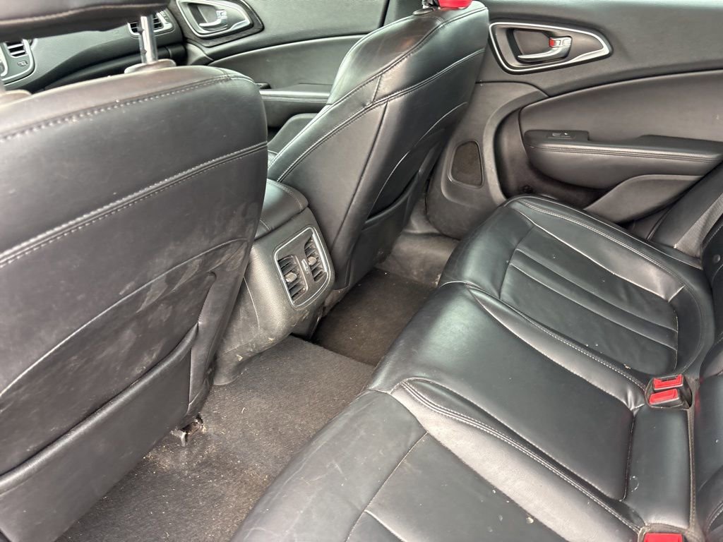 Used 2015 Chrysler 200 C FWD image 17