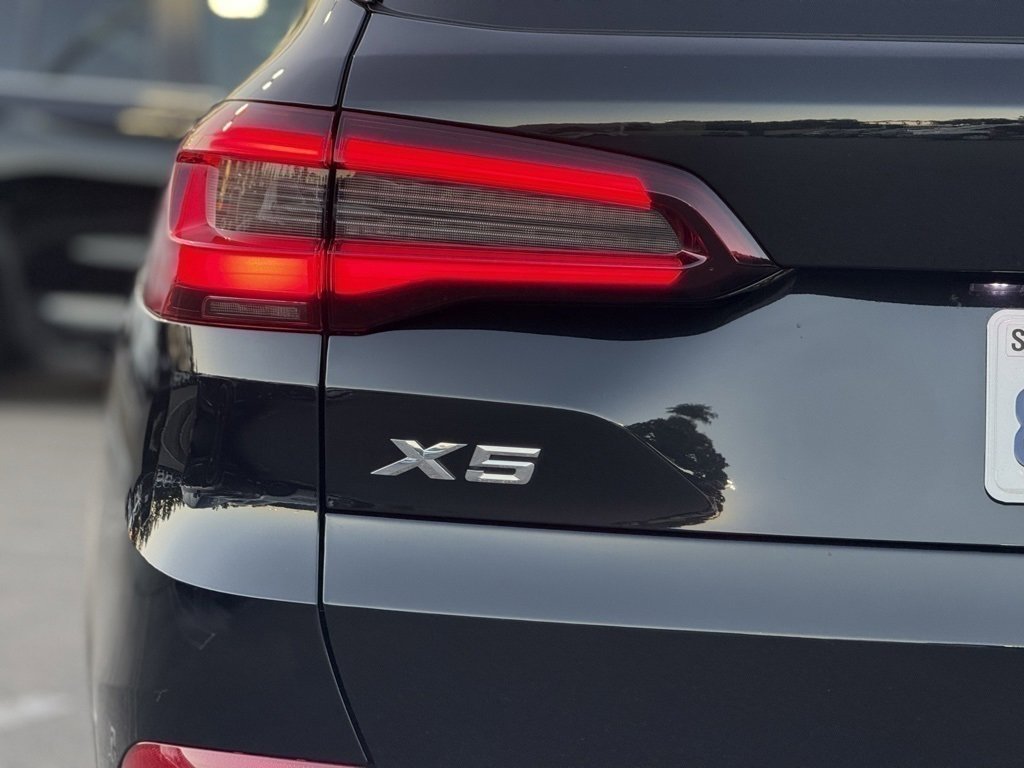 Certified 2022 BMW X5 xDrive45e w/ Climate Comfort Package image 15