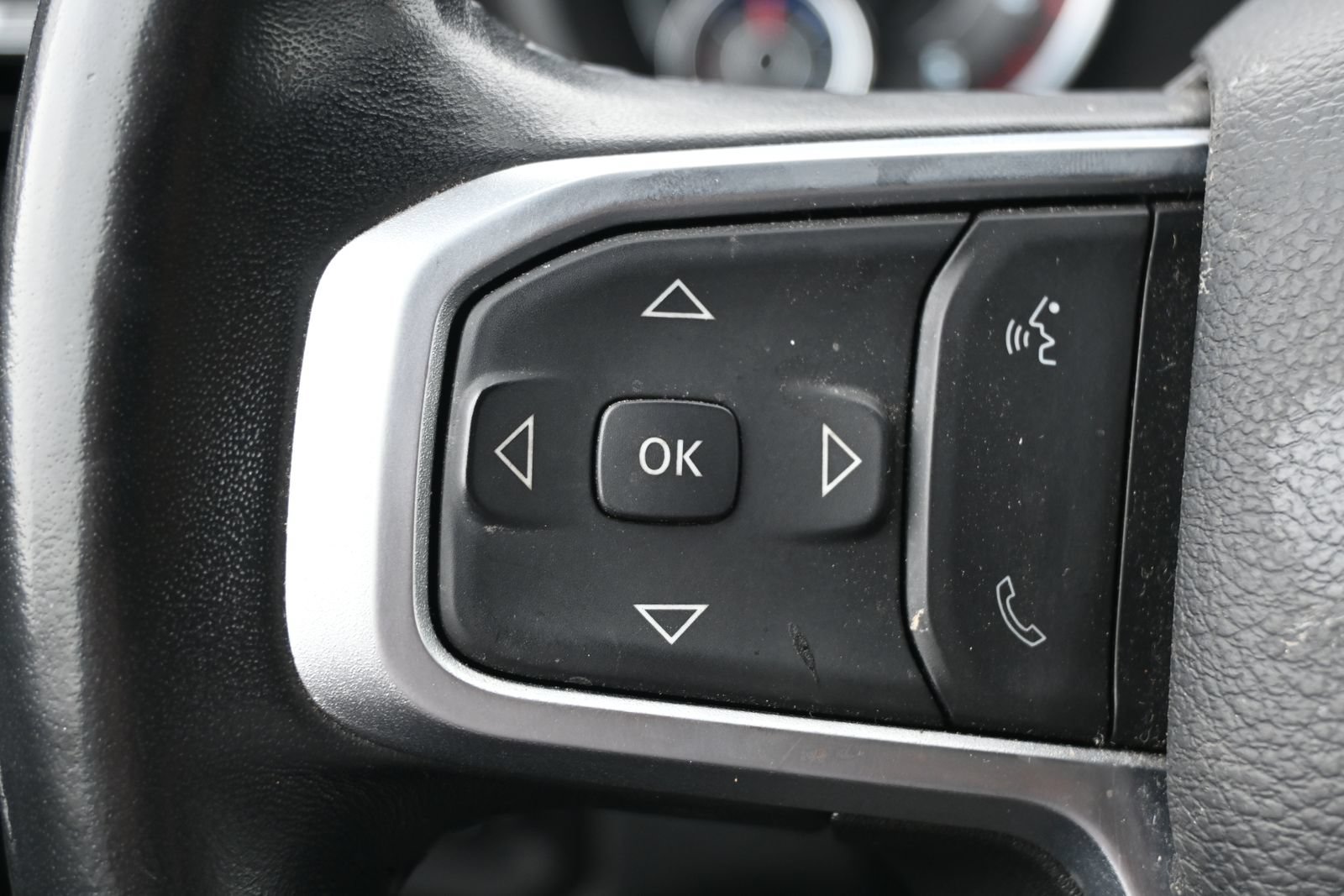 Used 2024 RAM 3500 Big Horn AWD/4WD image 11