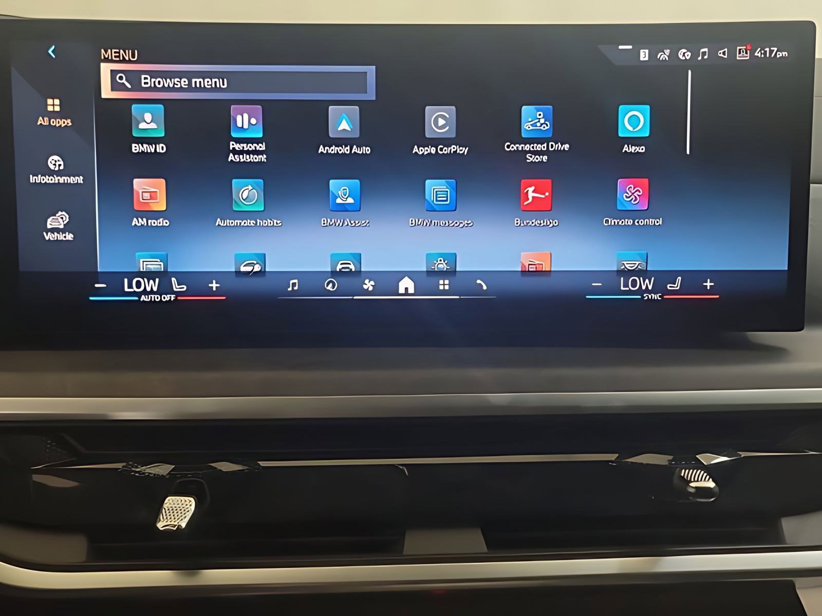 Used 2026 BMW X5 sDrive40i w/ M Sport Package RWD image 13